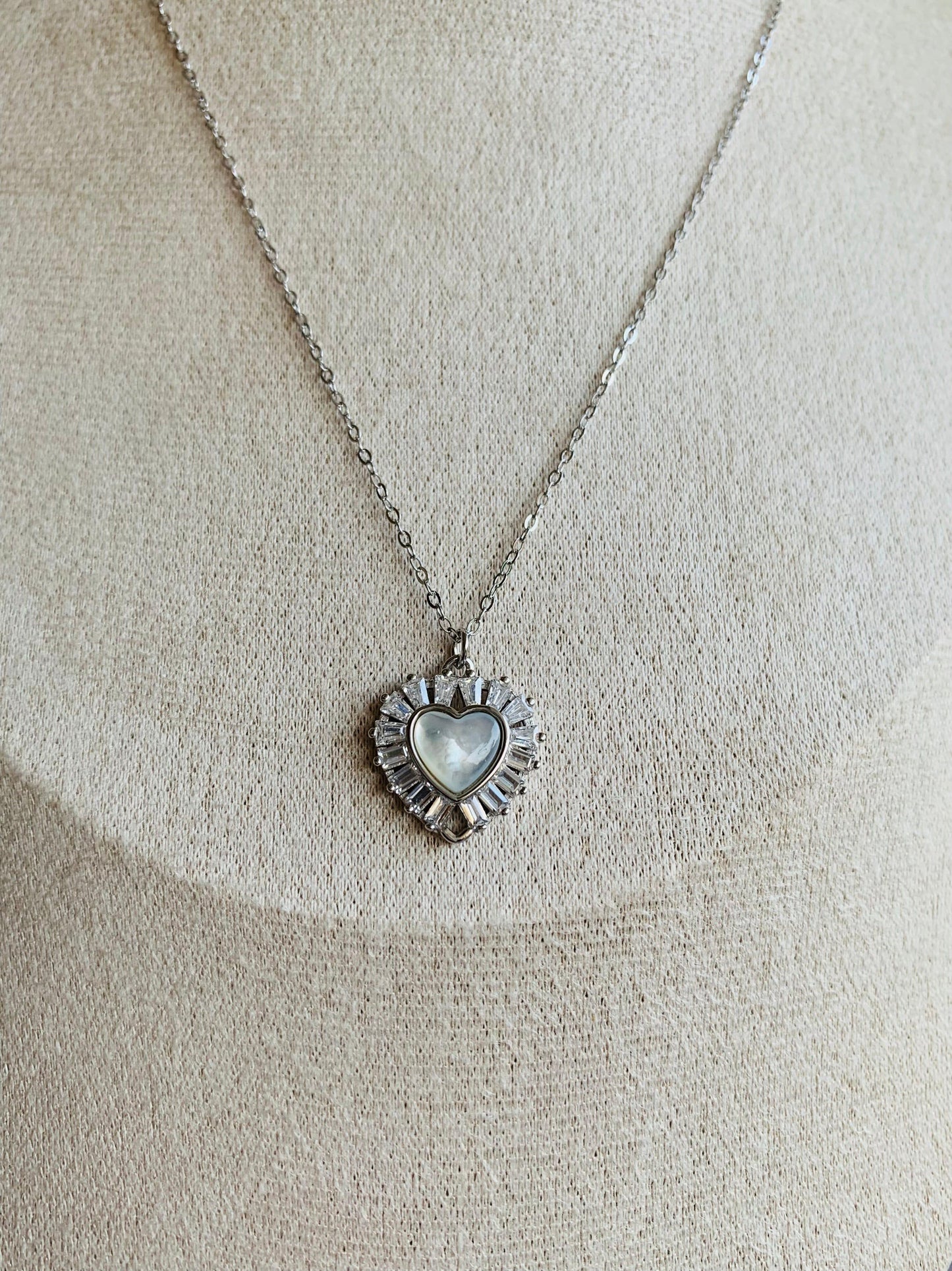 Shimmering Love Necklace | 925 Silver - For Women | Includes: Necklace