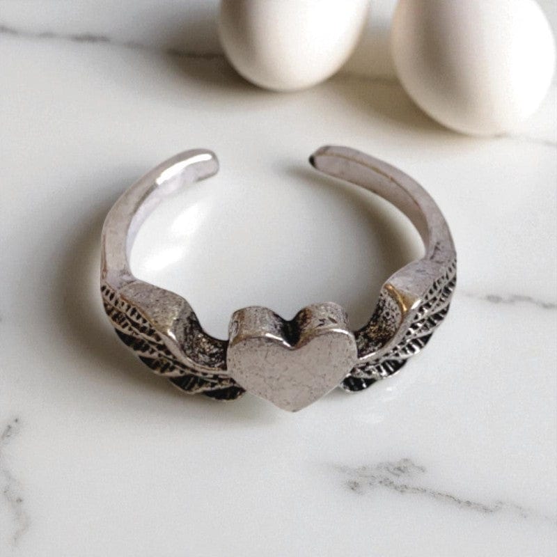 Classic Flying Heart Adjustable Ring | Premium Alloy - For Women | Includes: Ring