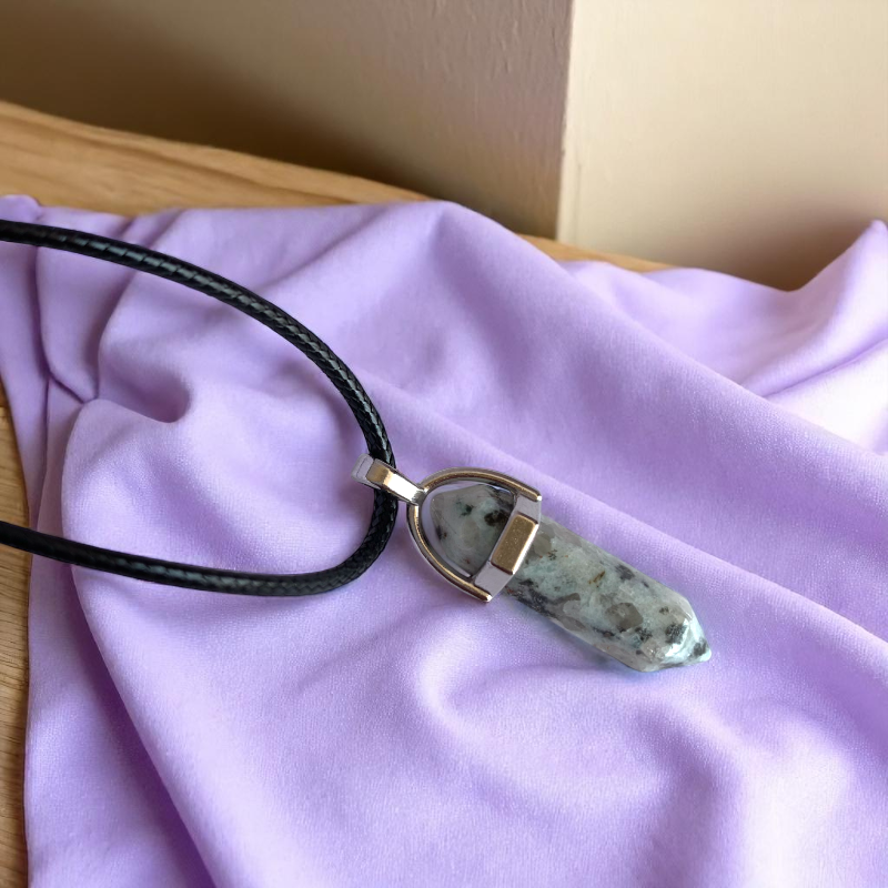 Balance Pencil Necklace | Kiwi Jasper - For Kids | Includes: Necklace