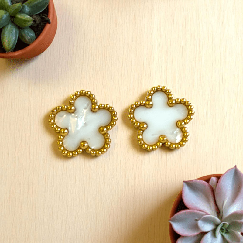 Ivory Bloom Set | PVD 18K Gold Plated - For Women | Includes: Necklace, Earrings, Bracelet