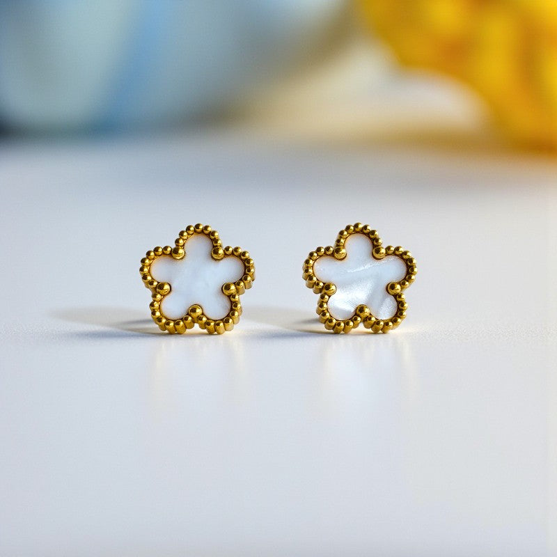 White Clover Dainty Earring | 18K PVD Gold Plated - For Women | Includes: Earring