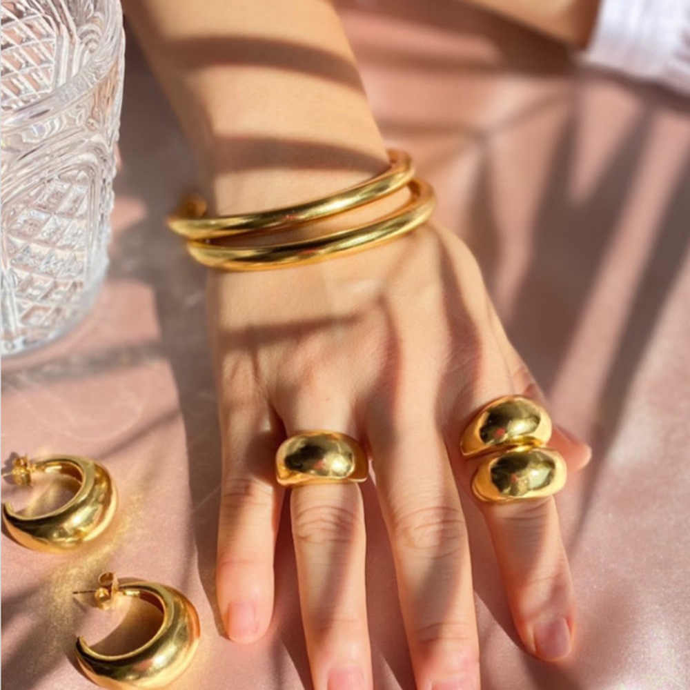 Hammered Bold Ring | 18K PVD Gold Plated - For Women | Includes: Ring