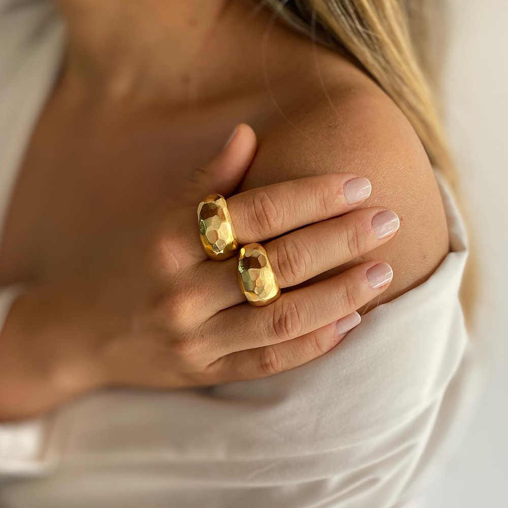 Hammered Bold Ring | 18K PVD Gold Plated - For Women | Includes: Ring