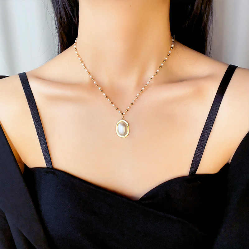 Elegant Pearl Set | PVD 18K Gold Plated, Waterproof & Anti-tarnish - For Women | Includes: Necklace, Earrings
