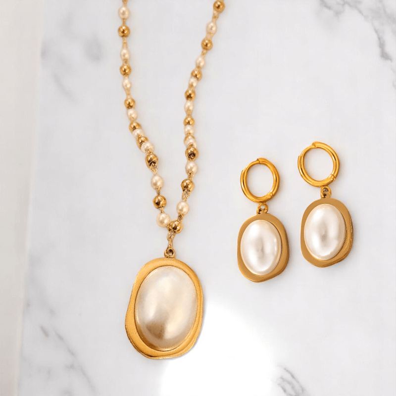 Elegant Pearl Set | PVD 18K Gold Plated, Waterproof & Anti-tarnish - For Women | Includes: Necklace, Earrings