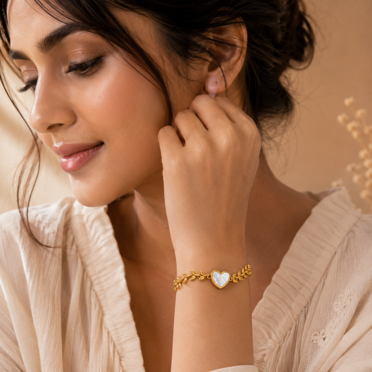 Laurel White HEART & LEAF Bracelet | Gold-Tone - For Women | Includes: Bracelet