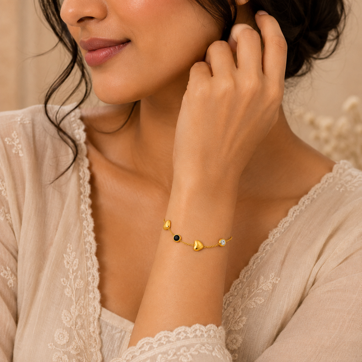 Harmony HEART & CONTRAST ACCENT Bracelet | Gold-Tone - For Women | Includes: Bracelet
