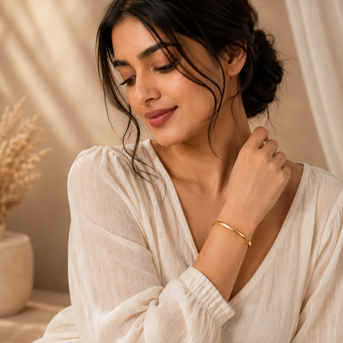 Essential SLIM POLISHED Bangle | Gold-Tone - For Women | Includes: Bangle