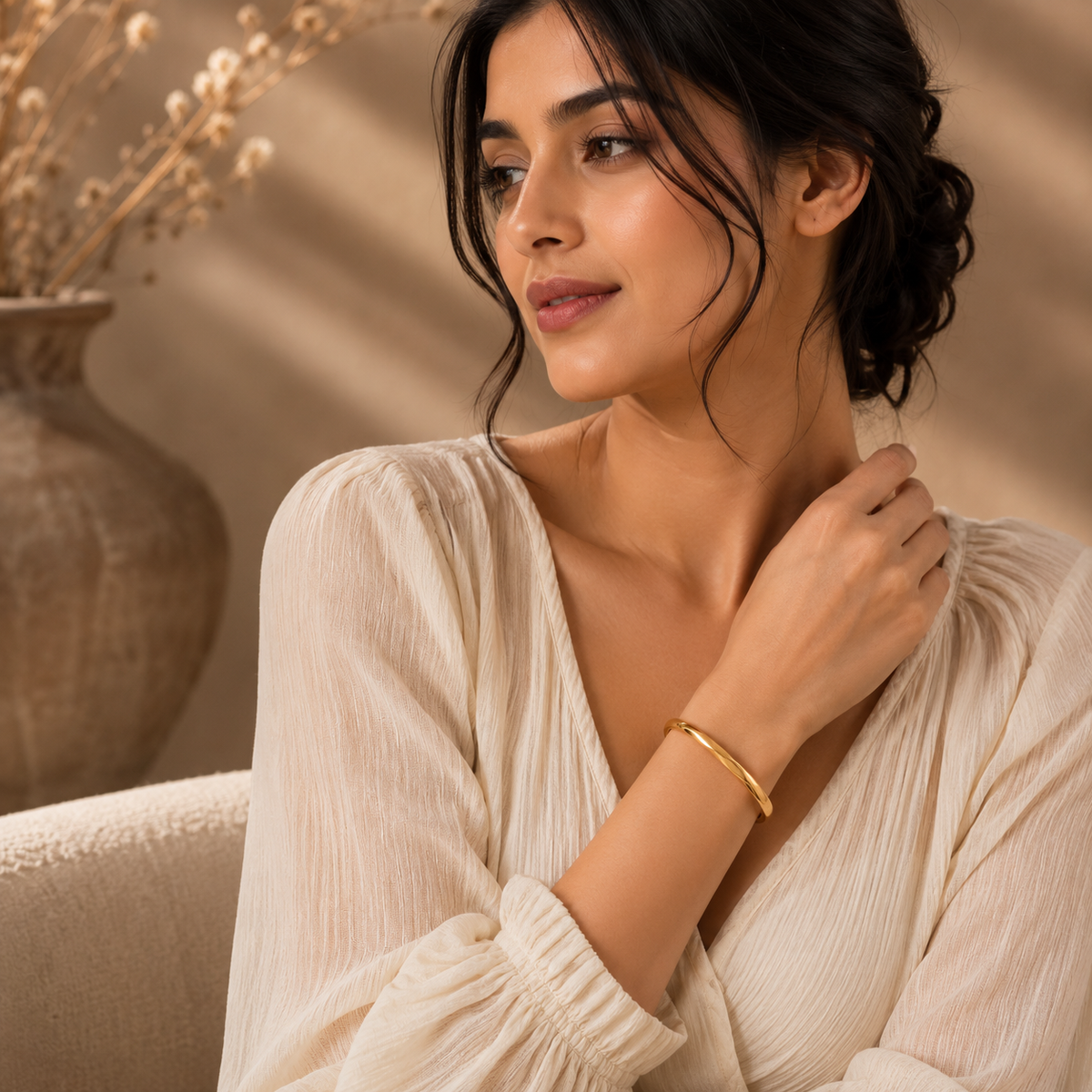 Essential SLIM POLISHED Bangle | Gold-Tone - For Women | Includes: Bangle