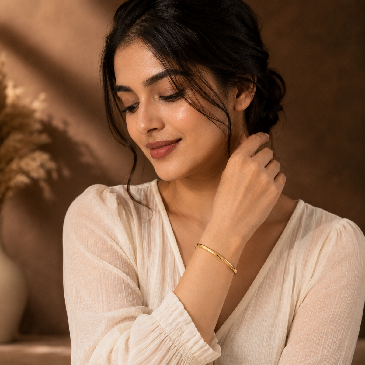 Essential SLIM POLISHED Bangle | Gold-Tone - For Women | Includes: Bangle
