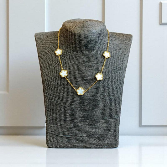 White Shell Clover Necklace | 18K PVD Gold Plated - For Women | Includes: Necklace