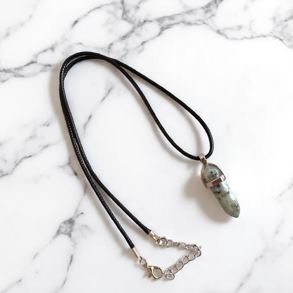 Balance Pencil Necklace | Kiwi Jasper - For Kids | Includes: Necklace