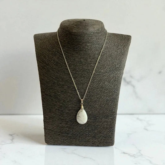 Pure Essence Necklace | Howlite & PVD plated Stainless Steel - For Women | Includes: Necklace