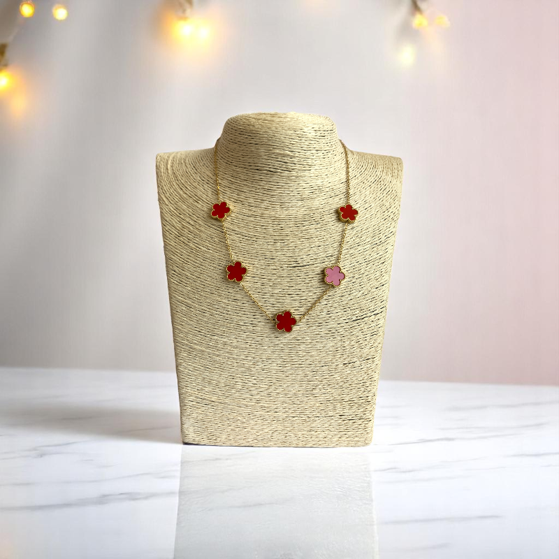 Red Clover Necklace | 18K PVD Gold Plated - For Women | Includes: Necklace