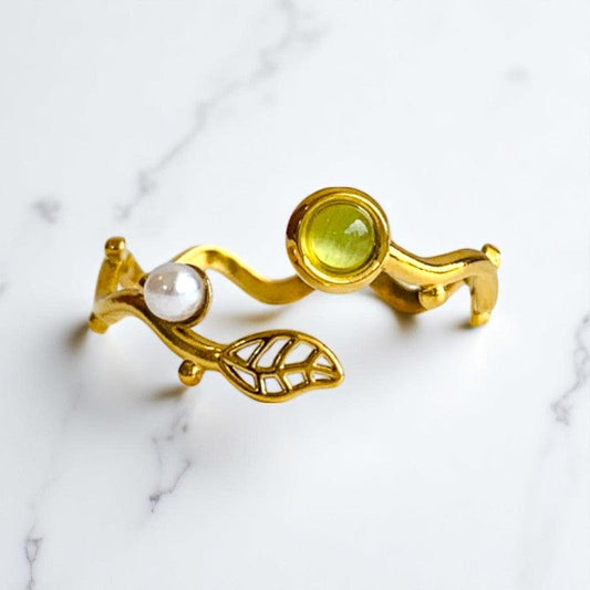 Wavy pearly Adjustable Ring | 18K PVD Gold Plated - For Women | Includes: Ring