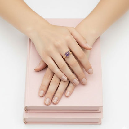 Raw Luxe Ring | Amethyst & PVD Gold - For Women | Includes: Ring