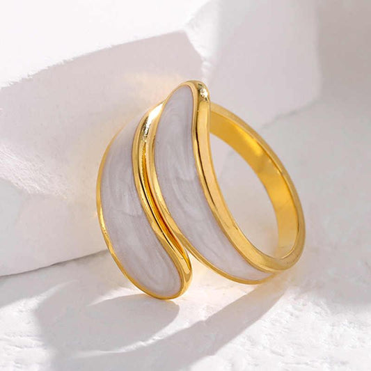 White Claw Ring | PVD 18k Gold Plated,Stainless Steel, Water Proof - For Women | Includes: Ring