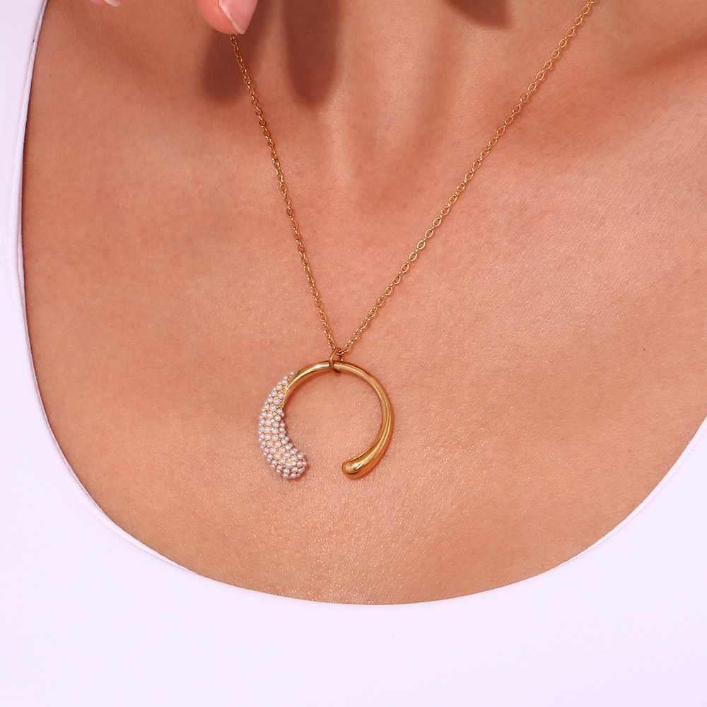 Chic Semi Round Necklace | 18K PVD Gold Plated - For Women | Includes: Necklace