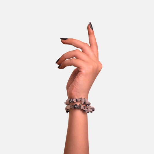 Youthful Gleam Bracelet | Black Rutile Quartz Chips – For Women | Includes: Bracelet