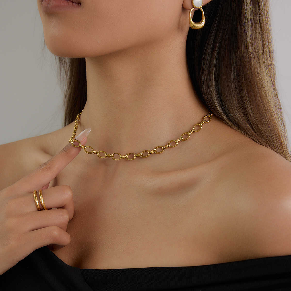 Contemporary Design Trendy Chain | 18K PVD Gold Plated - For Women | Includes: Necklace